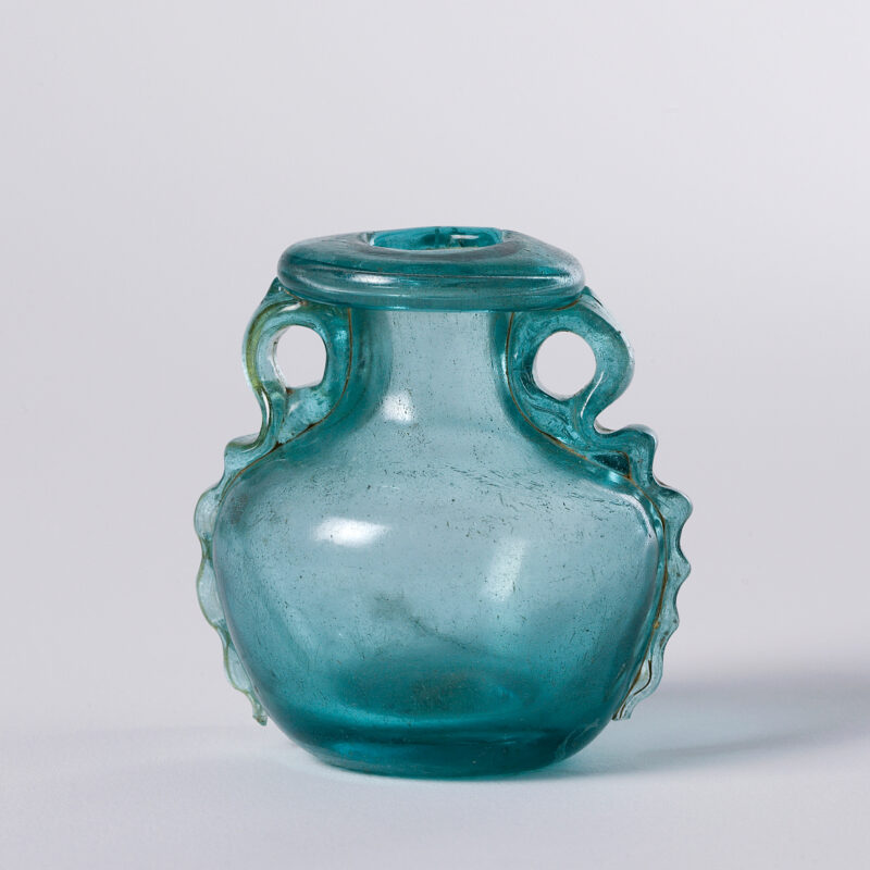 Unguentarium antique en forme d’aryballe